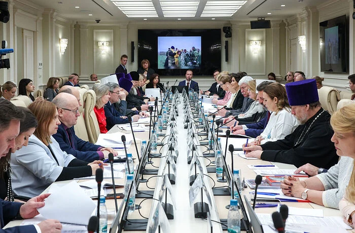 В рамках XIV Рождественских Парламентских встреч состоялся круглый стол &laquo;Церковь, власть и общество