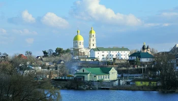 Раскольники захватили храм канонической Украинской Православной Церкви