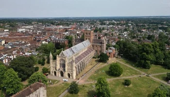 Сент-Олбанс: городской совет проголосовал за прекращение молитв перед заседаниями