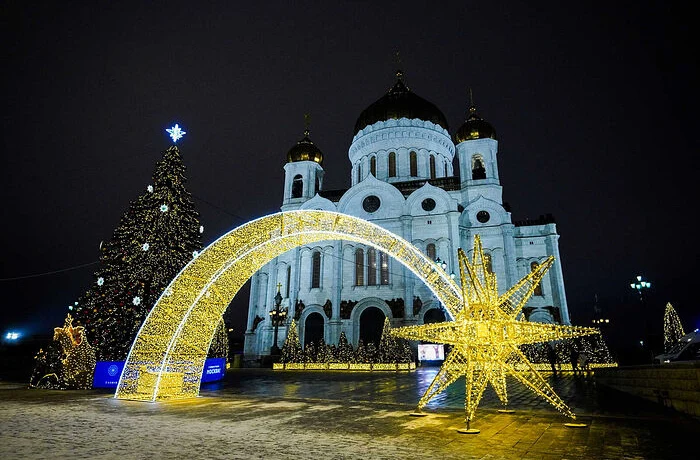 В праздник Рождества Христова на российских телеканалах пройдет трансляция Патриаршего богослужения